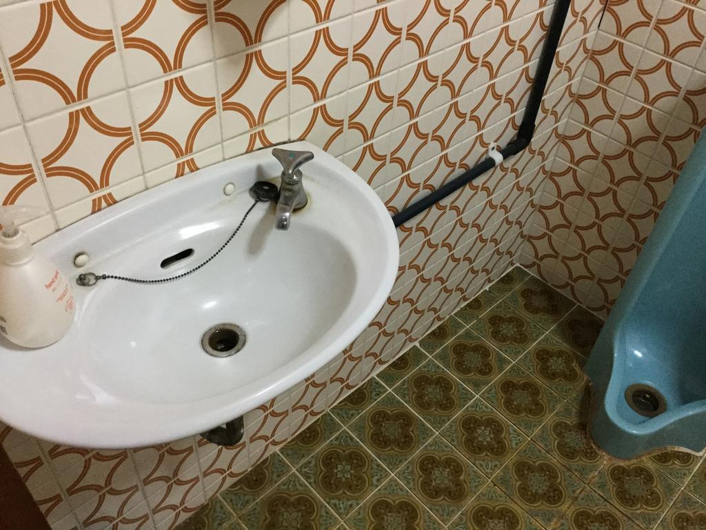 Hostel Yado Ari Itoman Bagian luar foto
